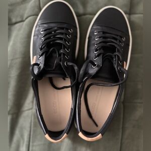 Ecco Women’s Black Leather Sneakers